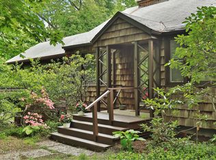 566 Secor Rd, Hartsdale, NY 10530