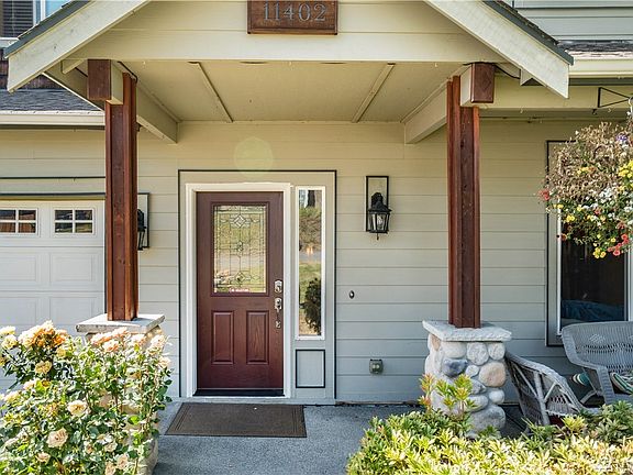 4th image of 11402 173rd Avenue Ct E
