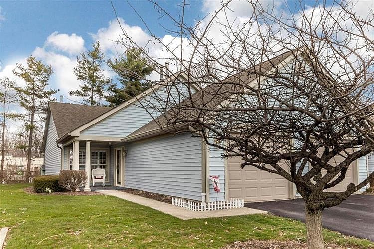 1st image of 476 Three Oaks Ct