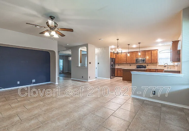 409 Loch Lomond Dr — Photo 13