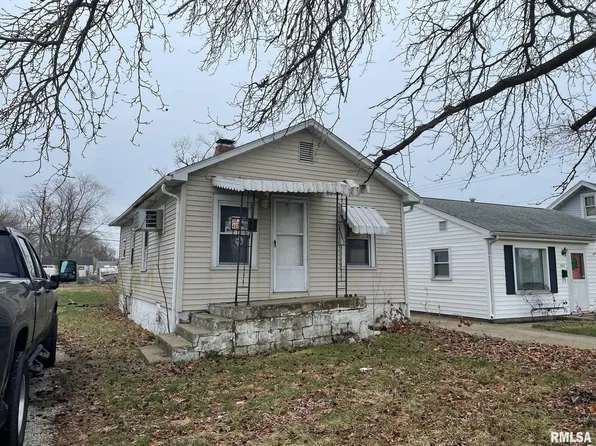 3048 S 11th St, Springfield, IL 62703