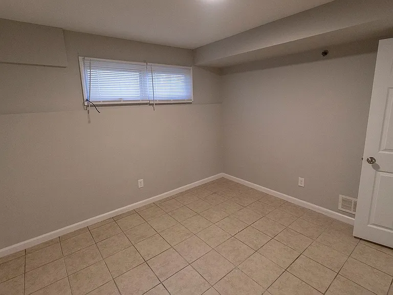 706 Demaret Dr #C — Photo 28