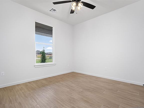 4th image of 1429 Buckhorn Pl