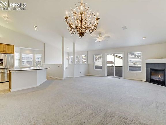 2nd image of 2006 Summerset Dr