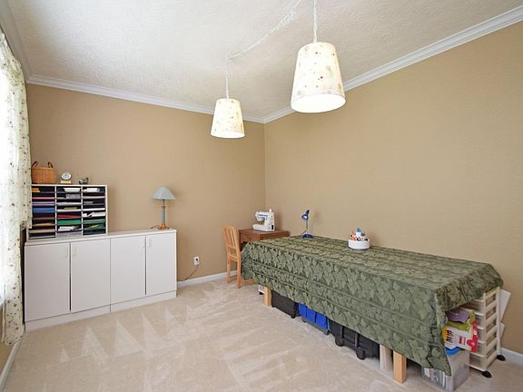 2nd image of 3421 Pinnacle Ln