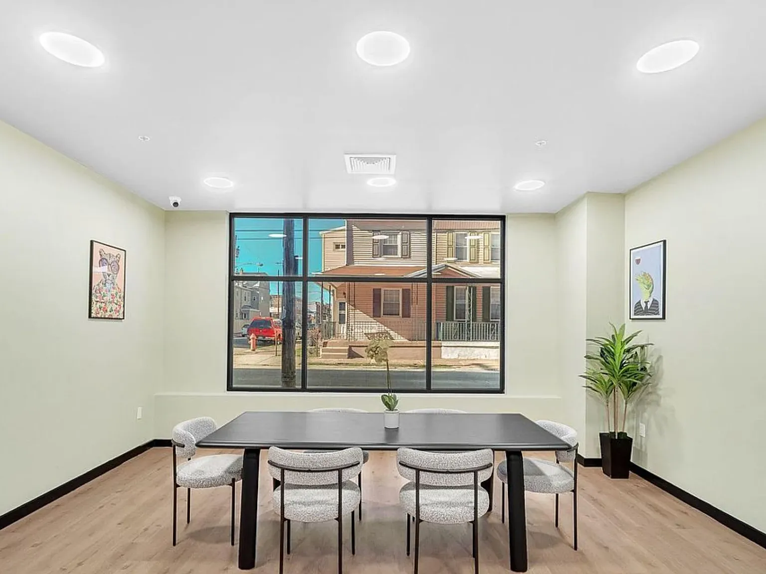 Studio, 683 sqft, $1,246 — Photo 3