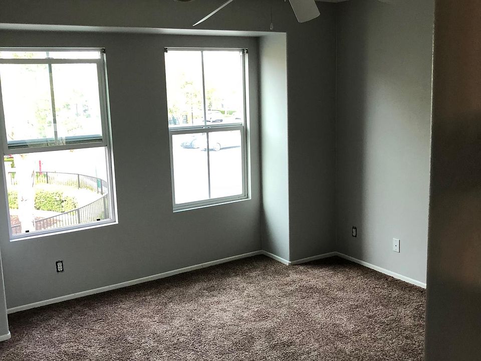 2nd image of 12565 Montaivo Ln