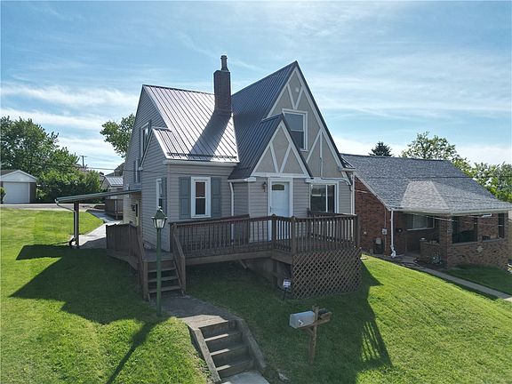 2nd image of 922 Highland Ave