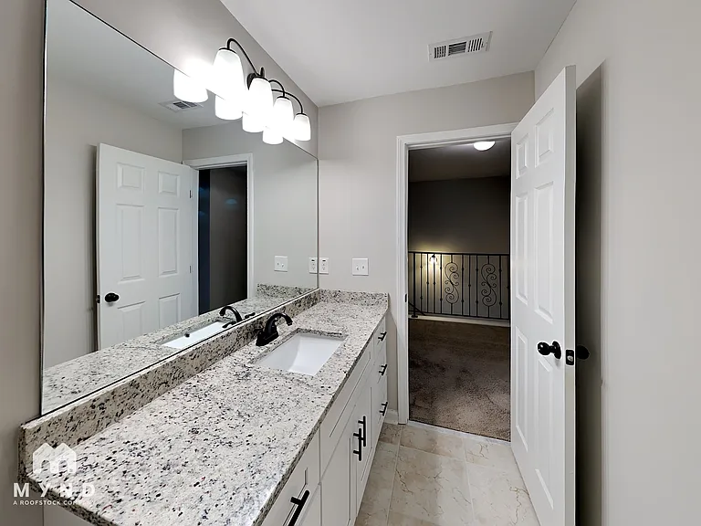 201 Jackson Pl NW — Photo 23