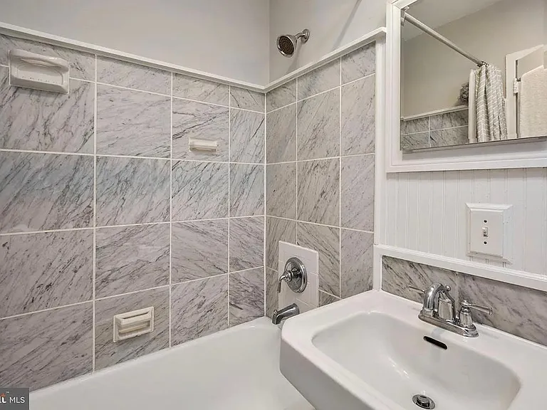 3408 Martha Custis Dr — Photo 15