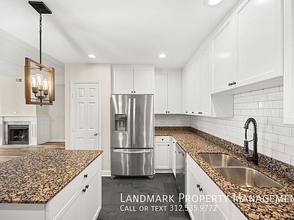 4th image of 2622 W Diversey Ave APT 202