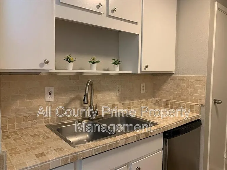 10049 Westpark Dr #168 — Photo 12