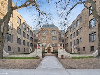 734 Noyes St APT L1, Evanston, IL, 60201