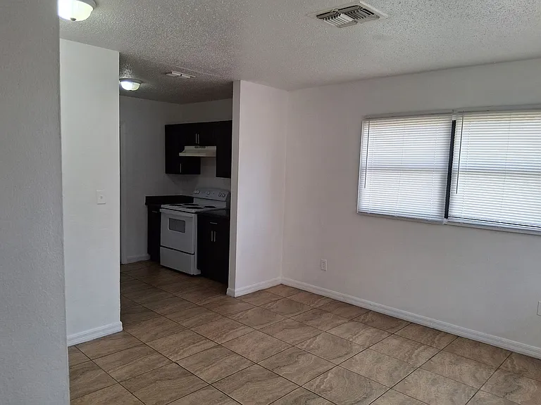 2321 E 110th Ave — Photo 9