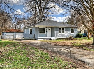 10413 Grafton Hall Rd, Louisville, KY 40272