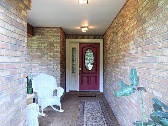 4th image of 5503 N Sunset Way