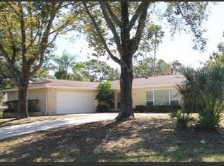 5111 Rolling Hill Ct, Temple Terrace, FL 33617