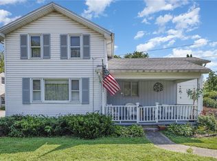 592 Webster Rd, Webster, NY 14580