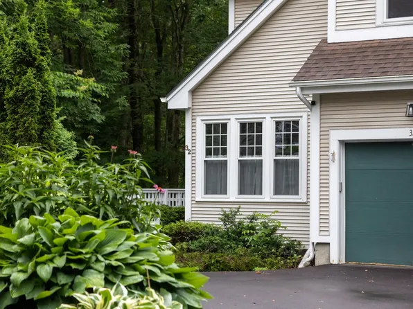 32 Larch Road, South Burlington, VT 05403