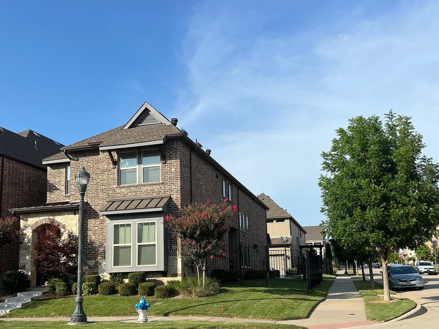 4 bed, 2669 sqft, $3,500 — Photo 3