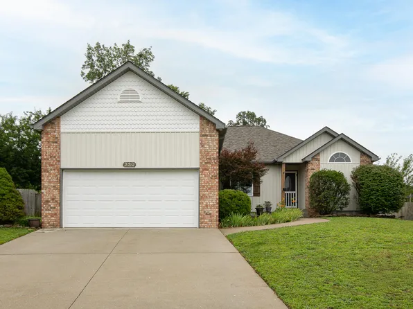 230 W Abbi Lane, Bolivar, MO 65613