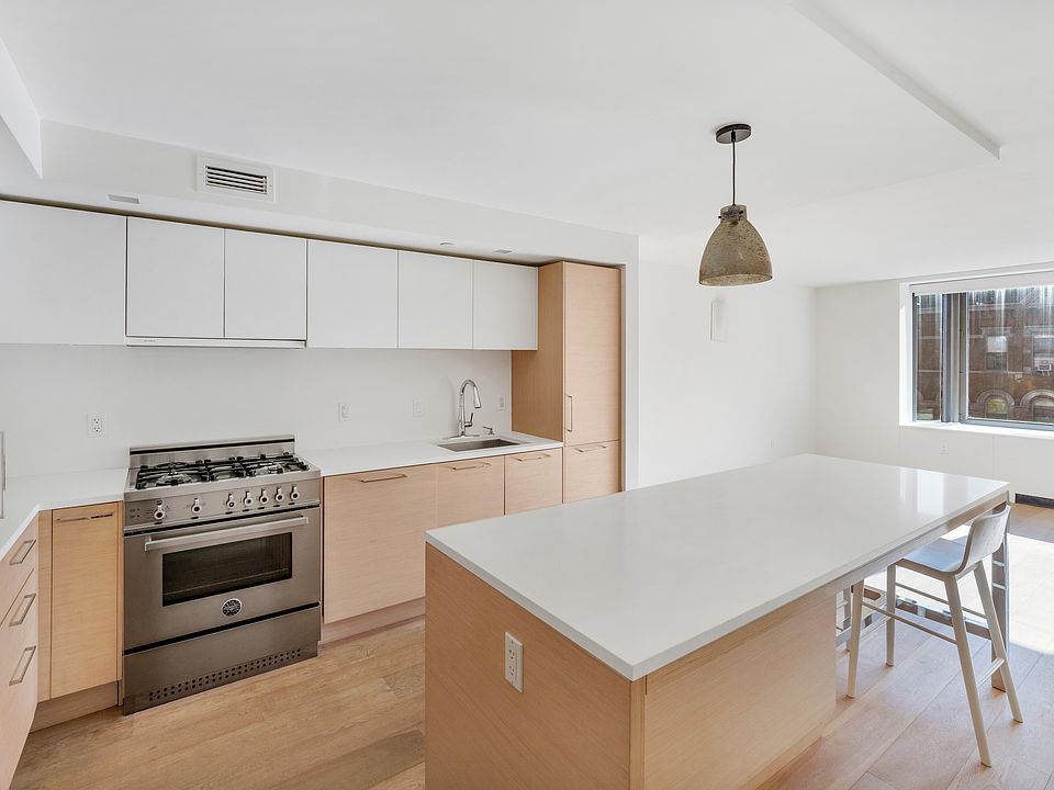 1st image of 101 W 87th St APT 607