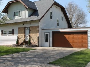 410 Long St, Royal, IA 51357