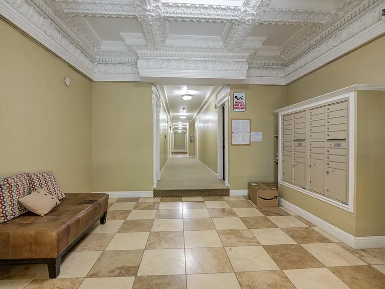 1350 Washington Street — Photo 10
