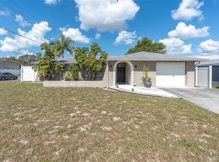 9005 Hermitage Ln, Port Richey, FL 34668