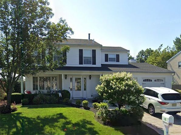 46 Markwood Dr