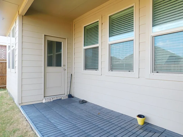 3500 Kingsview Dr — Photo 27