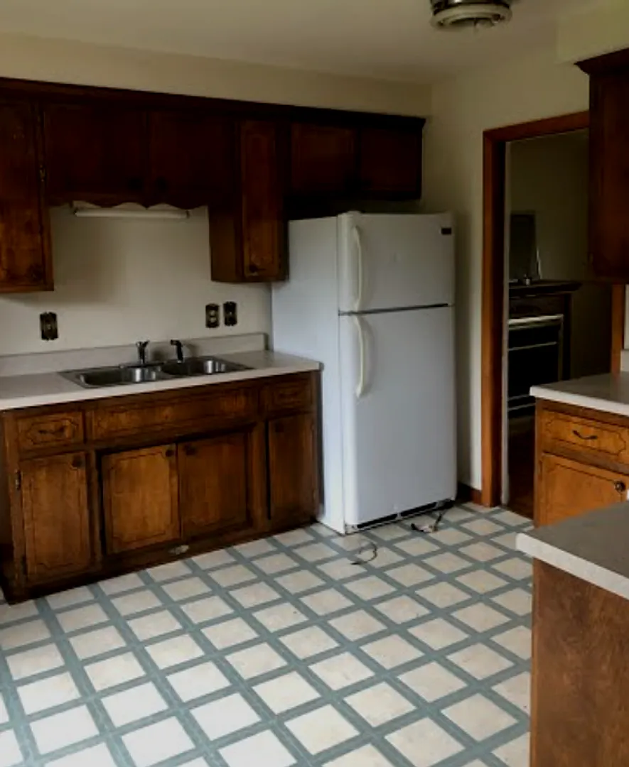408 Melinda Drive — Photo 3