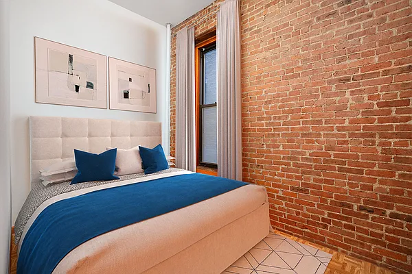 Rented by Waldstar Real Estate LLC | media 26