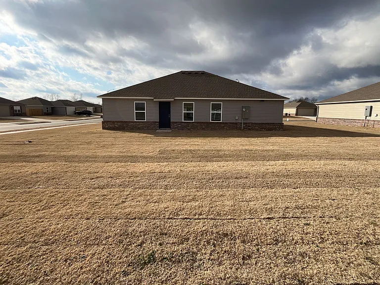 3313 E Jacob Ln — Photo 15