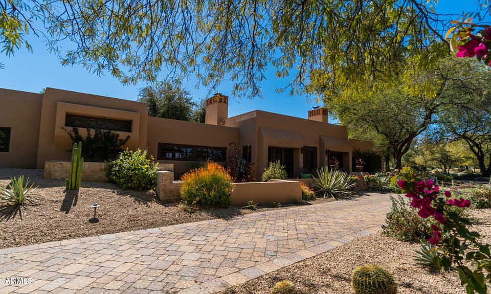 1st image of 8324 N Golf Dr