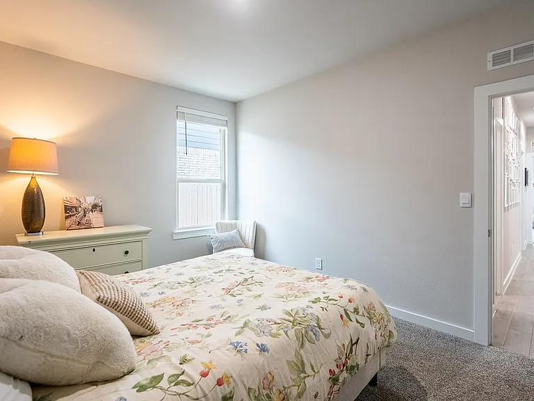 2109 Northern Ln — Photo 16