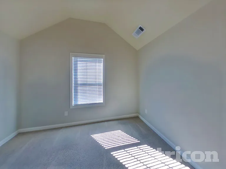 131 Huntsman Dr — Photo 10