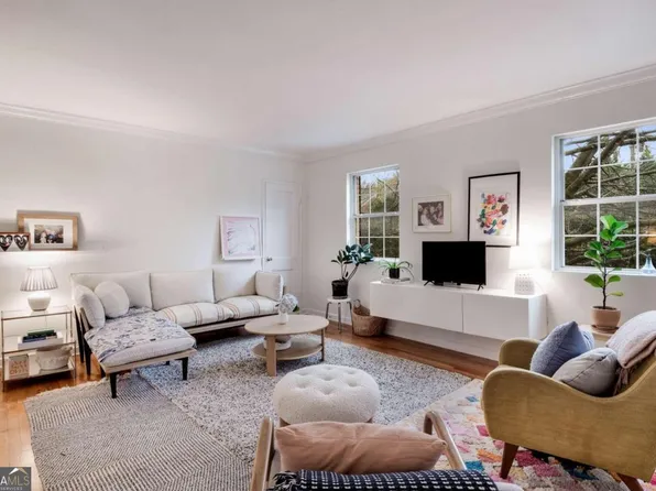 1182 Church St APT 4, Decatur, GA 30030