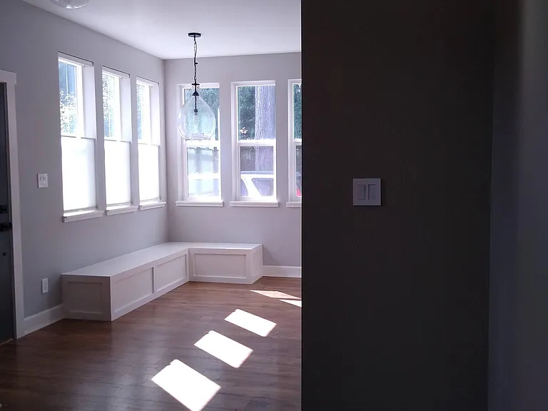 1246 Russell Ave SE — Photo 17