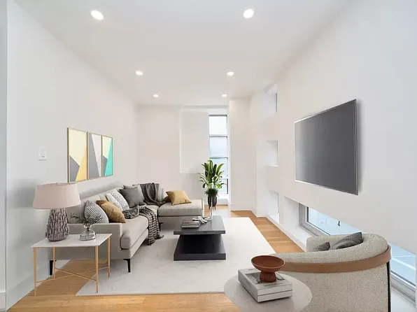 157 Lexington Avenue image 1 of 5