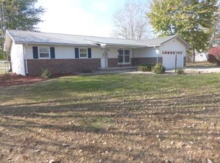 3243 Ziegler Rd, Loogootee, IN 47553