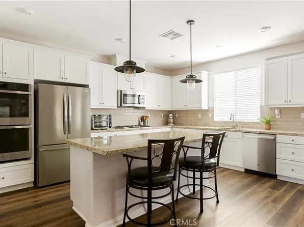 1776 Sunny Heights Ln, Redlands, CA 92374