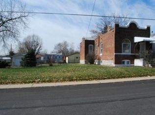 4934 Hummelsheim Ave, Saint Louis, MO 63123