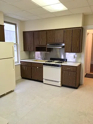 Rented by ABCO Commercial Properties, LLC | media 21