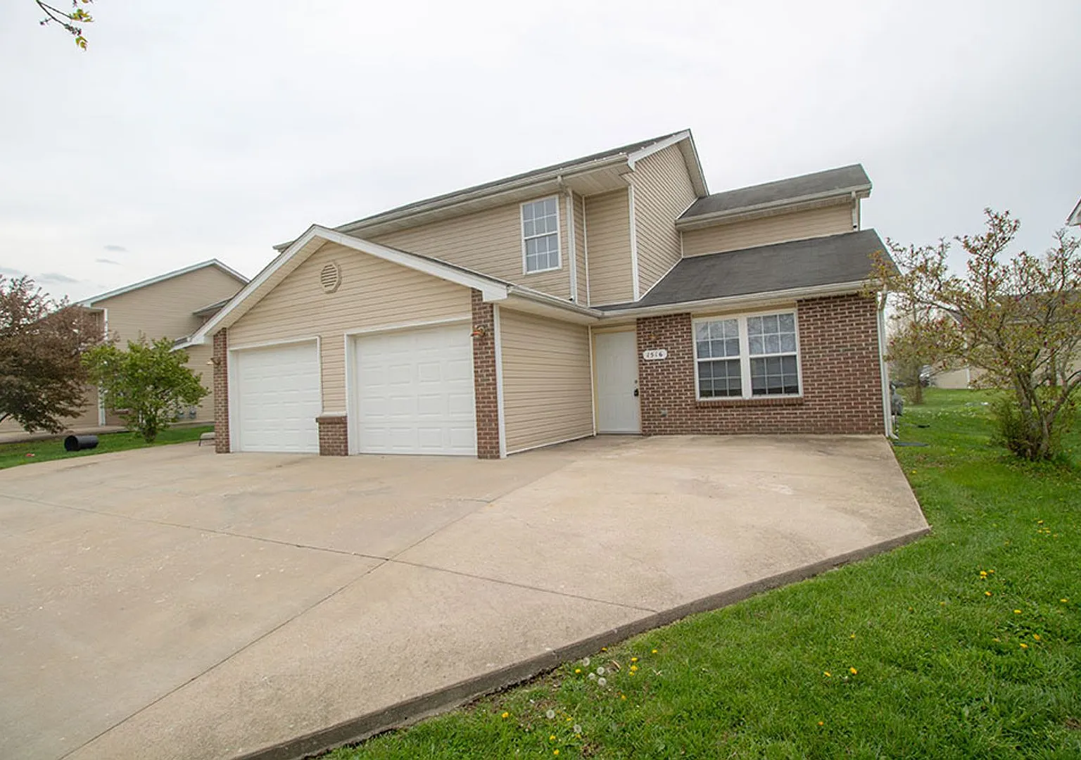 1516-1518 Citadel Dr. — Photo 1