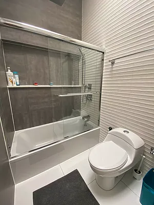 Rented by The Brokerage Group LLC | media 27