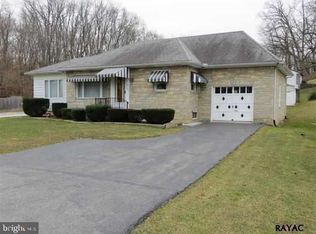 107 E Main St, Windsor, PA 17366