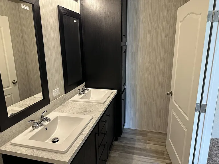 9572 Anchor Dr #115 — Photo 7