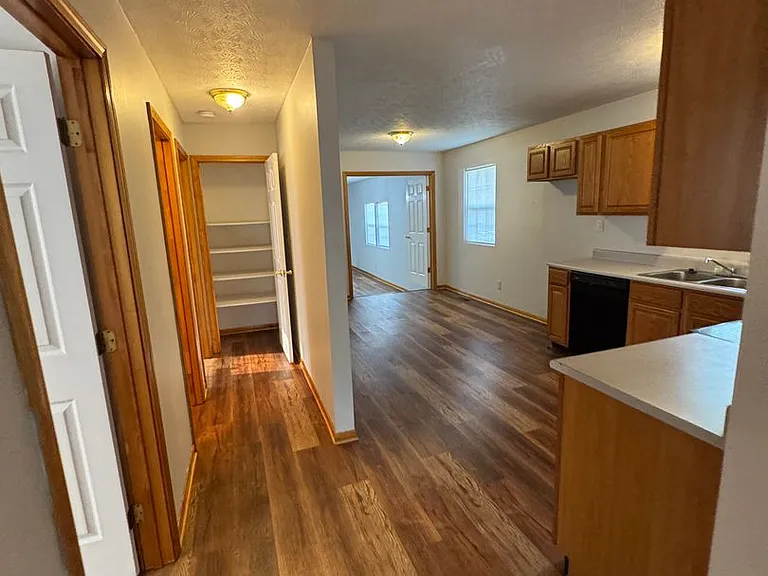1616 Edgecombe Ave — Photo 6