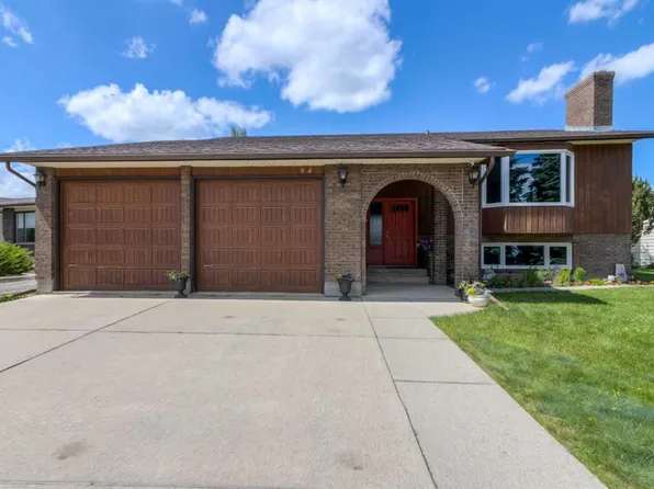 94 SE Elm Cres S, Lethbridge, AB T1K 4X1